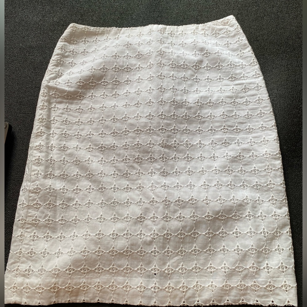 Banana Republic cotton eyelet skirt